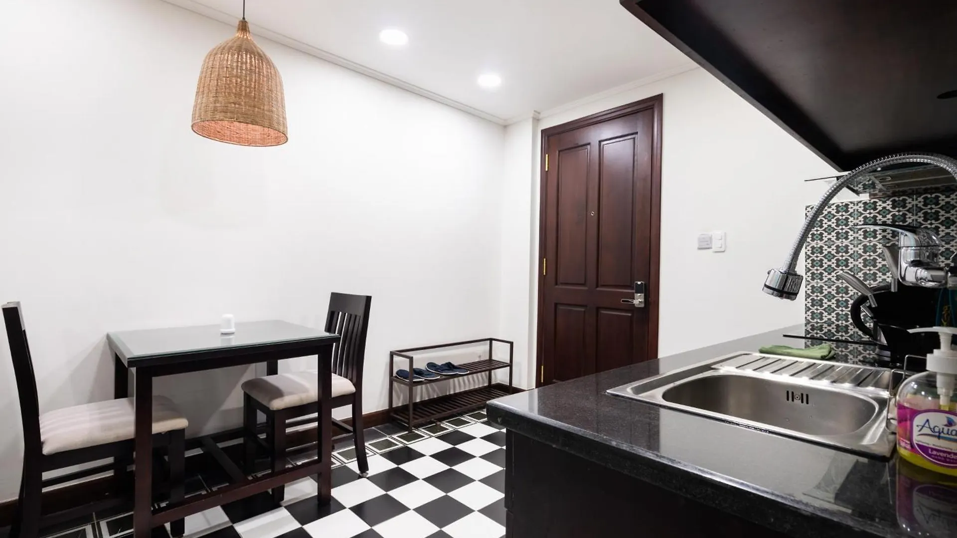 Rustique Maison Ho Chi Minh City Apartment